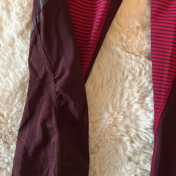 Lululemon Cropped Legging - Picture 3 of 8